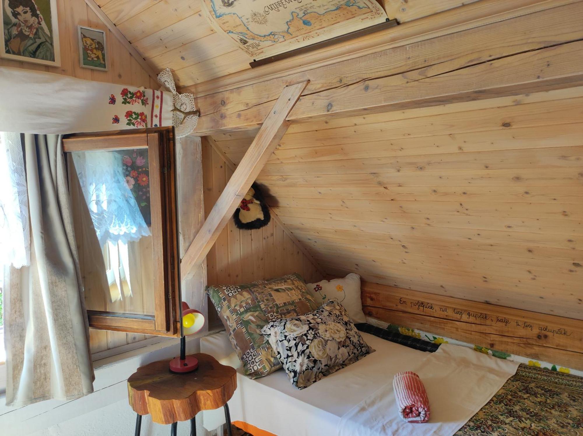 Smjestaj Mala Zidanica Hotel Tomasevci Екстериор снимка